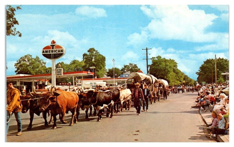 1950s/60s Westward Ho! Parade, Pendleton, OR Postcard