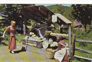 Canada Roadside Bread Oven Le Village De Seraphin Quebec