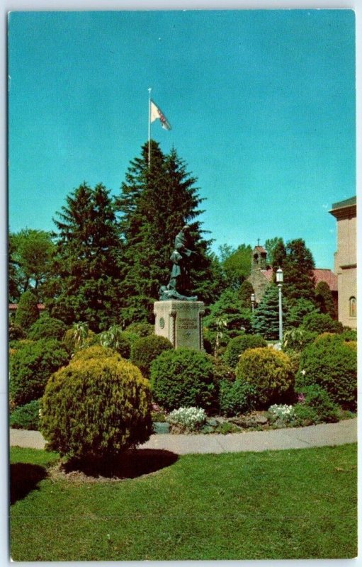 Statue of Saint Francis & the Doves, Franciscan Monastery, Washington