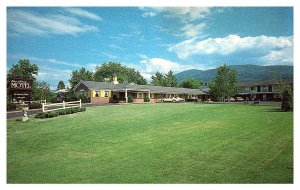 Massachusetts  Williamstown , Four Acres Motel