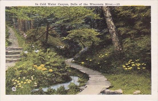 Wisconsin Dells Of The Wisconsin River In Cold Water Canyon