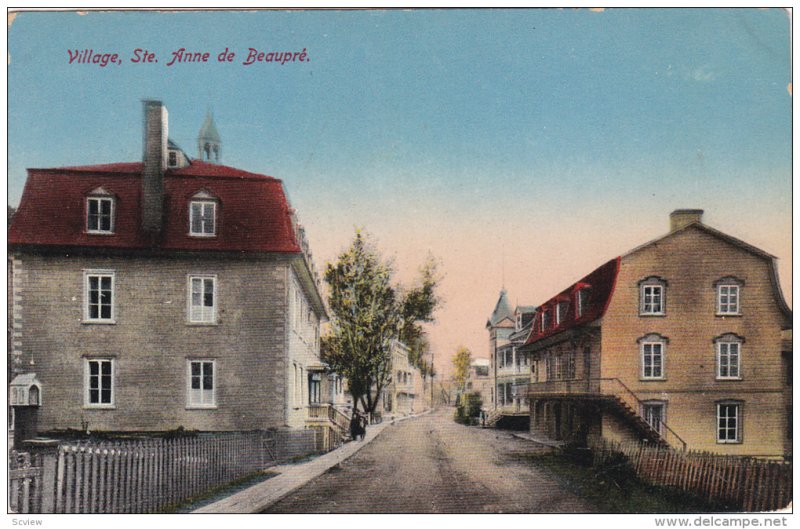 Village , Ste. Anne de Beaupre , Querbec , Canada , PU-1916