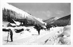 Postcard RPPC 1950s Washington Steven's Pass in winter automobiles 23-12274