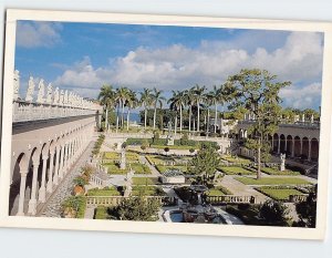 Postcard The Courtyard of The John and Mable Ringling Museum of Art Sarasota FL