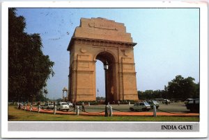 VINTAGE CONTINENTAL SIZE POSTCARD INDIA GATE WAR MEMORIAL NEW DEHLI INDIA
