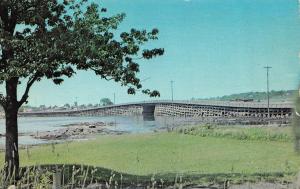 BAILEY ISLAND, ME Maine   CRIBSTONE BRIDGE to Orr's Island  1977 Chrome Postcard