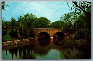 Postcard Stratford Ontario c1970s Stone Bridge Over The Avon River