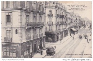 France Saint-Nazaire La Rue Ville-es-Martin a la hauteur de l'Hotel des ...