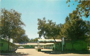 Postcard California Death Valley Willow Motel Lone Pine Columbia 1950s 23-3727