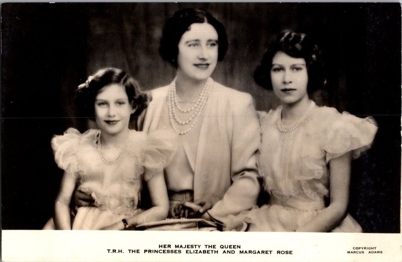 Tuck 5418A RPPC Queen Elizabeth, Princesses Elizabeth and Margaret Postcard J73