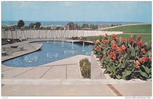 Sur Le Campus De l'Universite De Sherbrooke, Swimming Pool, Shebrooke, Quebec...