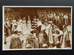 H.R.H QUEEN ELIZABETH ll c1953 Official Coronation RP Postcards by Valentine C39