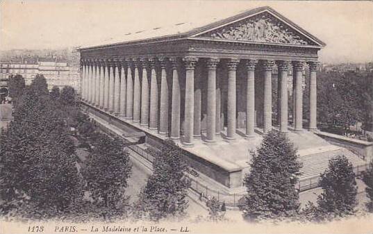 France Paris La Madeleine et la Place