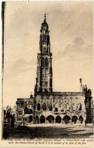 CPA MILITAIRE Arras-Hotel de Ville et Beffroi (315798)