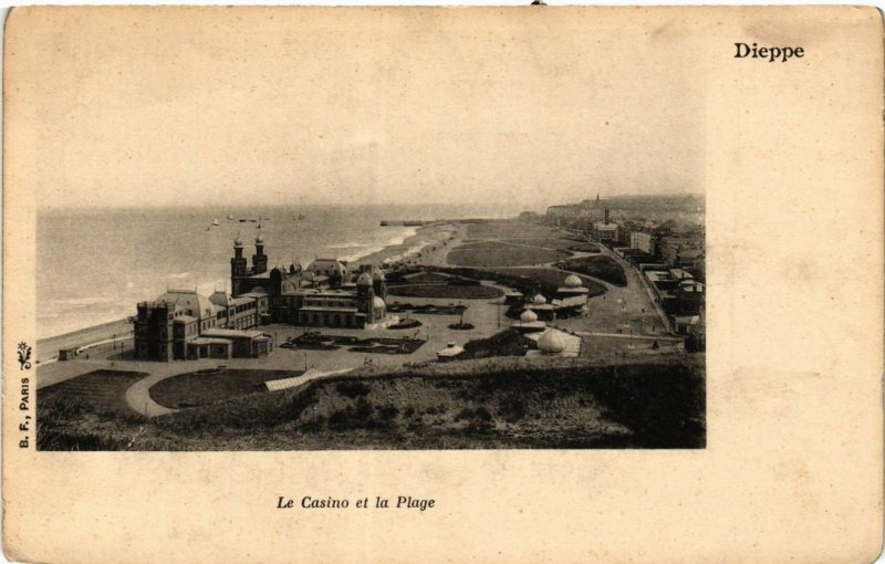 CPA DIEPPE Le Casino et la plage (416348)