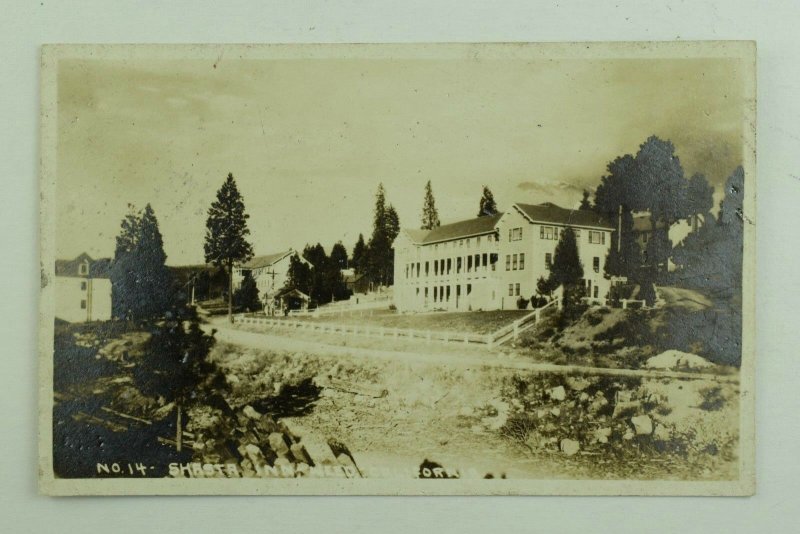 C.1900-10  RPPC, Shasta Inn, Weed, Ca. Vintage Postcard F75