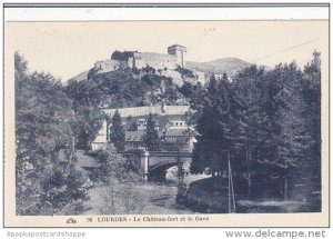 France Lourdes Le Chateau et le Gave