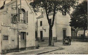 CPA BOIS-LE-ROI La Poste et la Gare (979952)