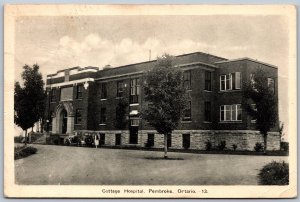 Postcard Pembroke Ontario c1945 Cottage Hospital Renfrew County