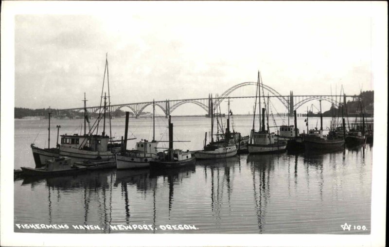 Newport OR Fishermen's Haven Fishing Boats Real Photo Vintage Postcard