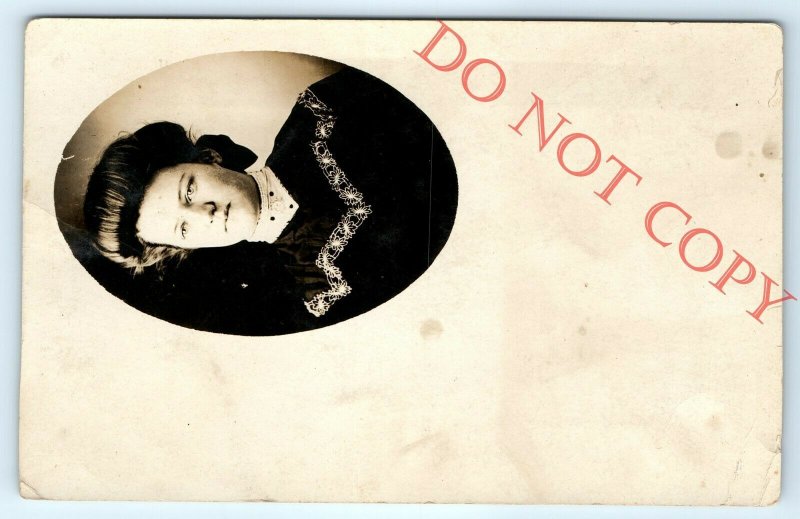 1908 Hanlontown Iowa Young Lady Portrait RPPC Writing to Friend Real Photo A30