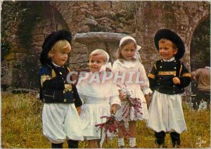 Modern Postcard Smile Children UK in Cornwall suit