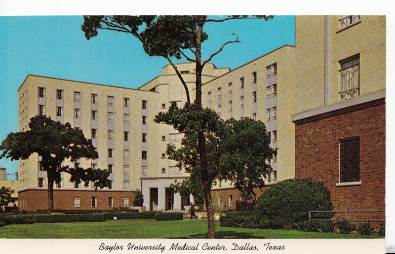 America Postcard - Baylor University Medical Center, Dallas, Texas  M239