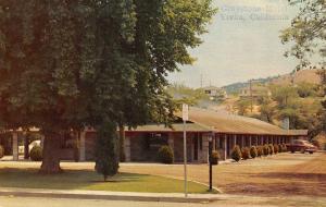 YREKA, CA California   GRAYSTONE MOTEL  Siskiyou Co  ROADSIDE  c1950's Postcard