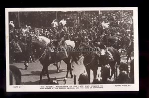 r3738 - Funeral Procession of King Edward VII in Windsor Castle - postcard