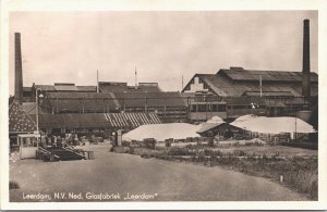 Netherlands Leerdam NV Ned Glasfabriek Leerdam Vintage RPPC 09.45