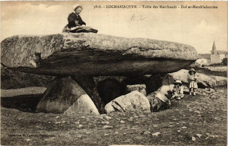 CPA LOCMARIAQUER - Table des Marchande - Dol ar-March'adouiren (431099)