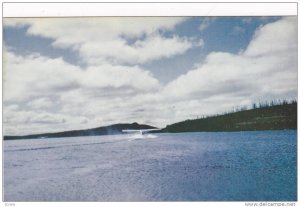 Lac Knob Lake, Depart Par Avion- Plane On Take Off, Schefferville, Quebec, Ca...