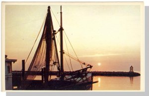 Spectacular Cape Cod, Massachusetts/MA Postcard, Fishing Fleet at Dusk