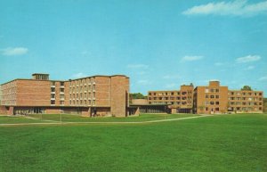 USA Valparaiseo University East Campus Valparaise Indiana Chrome Postcard 03.71