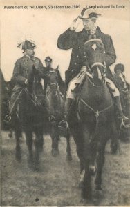 Accession of King Albert 1909 the king greeting the crowd