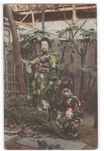 Japanese Women in Garden Japan 1913 postcard