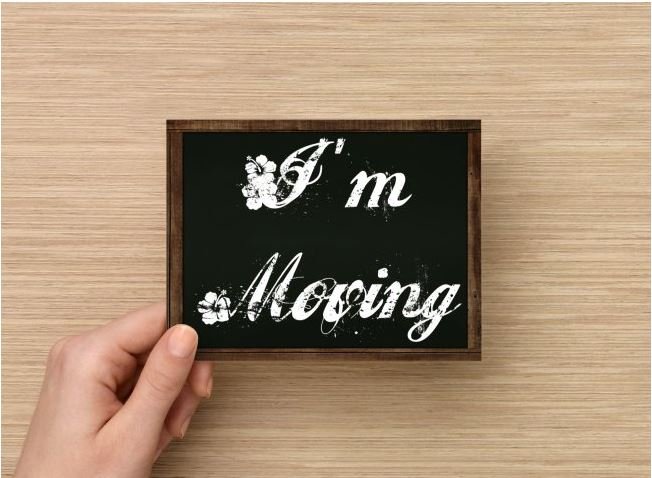 Set of 6  Postcards Blackboard Greetings - I’m Moving” - Simple Expressions