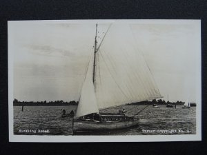 Norfolk HICKLING BROAD SAILING YACTH A479 - Old RP Postcard