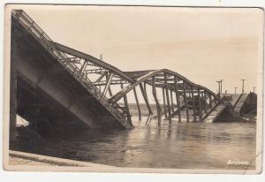 BR100977 arnhem netherlands real photo destroyed bridge