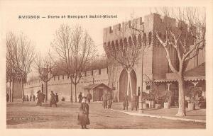 B106724 France Avignon Porte et Rempart Saint Michel