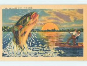 Linen comic exaggeration HUGE FISH CAUGHT AT SUNSET WHILE FISHING HL3473@