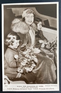 Mint England RPPC Postcard HRH Duchess Of York With Her Daughters