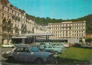 Czech Republic Postcard Karlvy Vary Grandhotel Moskva Pupp