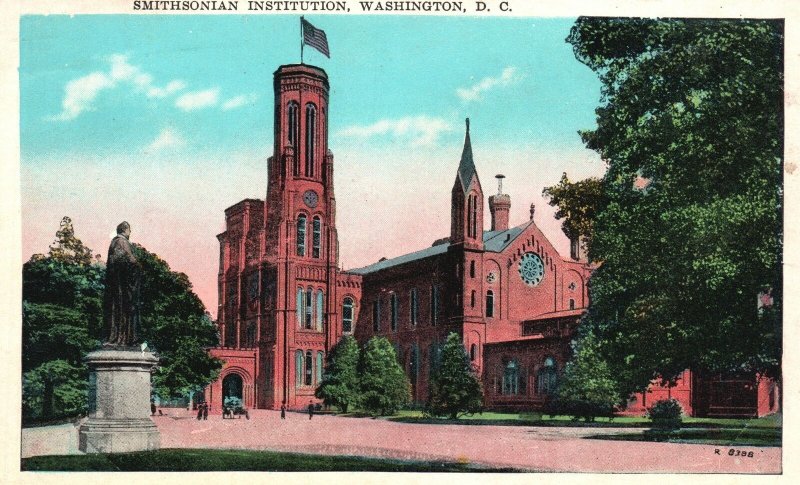 Vintage Postcard 1920's Smithsonian Institution Washington DC B.S. Reynolds Pub.