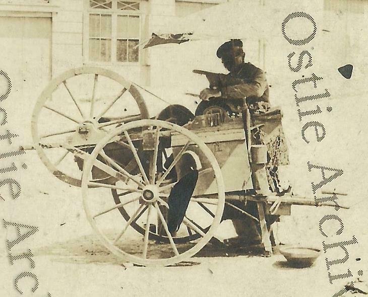 RPPC c1910 KNIFE SHARPENER Sharpening WAGON Street Scene OCCUPATIONAL Worker