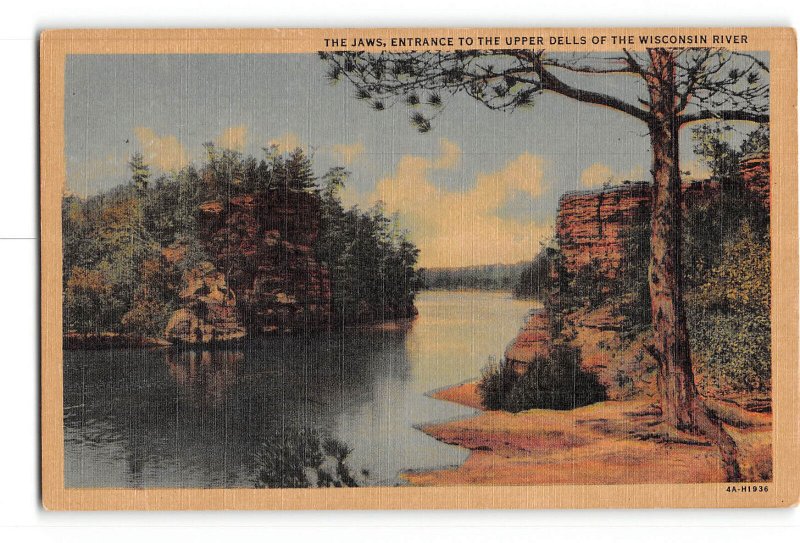 Wisconsin Dells WI Postcard 1930-1950 The Jaws Entrance to Upper Dells