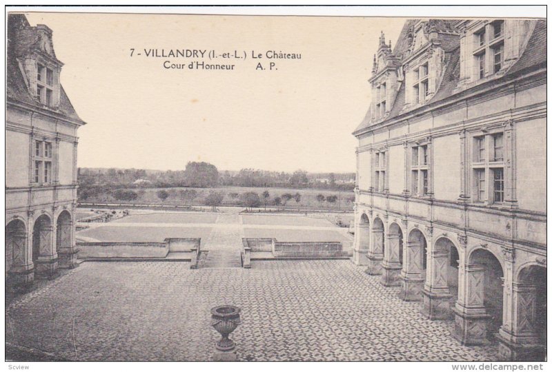 Le Chateau, Cour d'Honneur, VILLANDRY (Indre et Loire), France, 1900-1910s