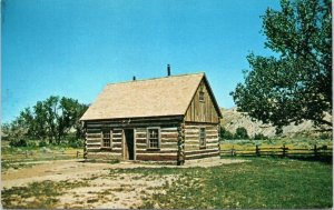 postcard Bismarck, North Dakota - The Old Badlands Ranch home of Theo. Roosevelt