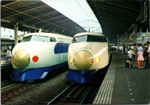 VINTAGE CONTINENTAL SIZE POSTCARD BULLET RAINS AT TOKYO CENTRAL STATION JAPAN