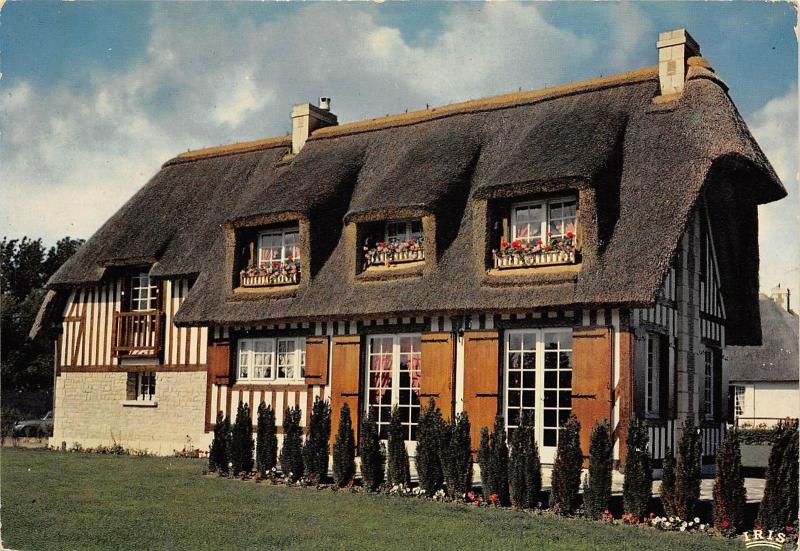 BR14512 Normandie Maison norn=mande au toit de chaume    France